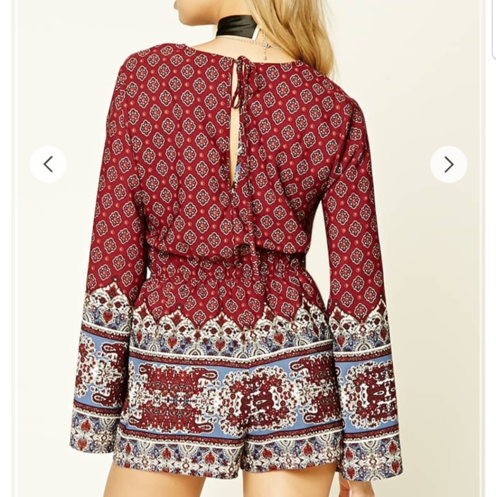 Abstarct Print Romper - Picture 4 of 5